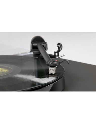PLANAR 1 with CARBON fitted